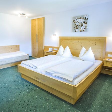 Noeglhof Villa Radstadt Szoba fotó