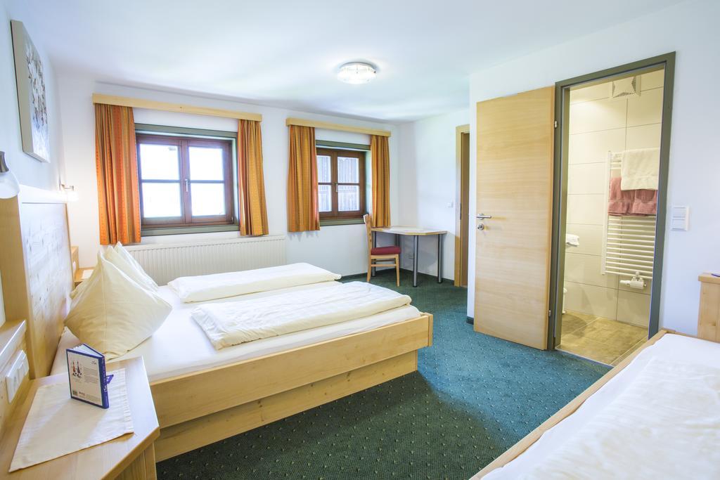Noeglhof Villa Radstadt Szoba fotó
